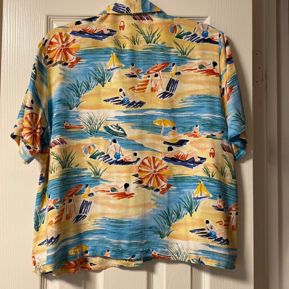 New flowy button down.